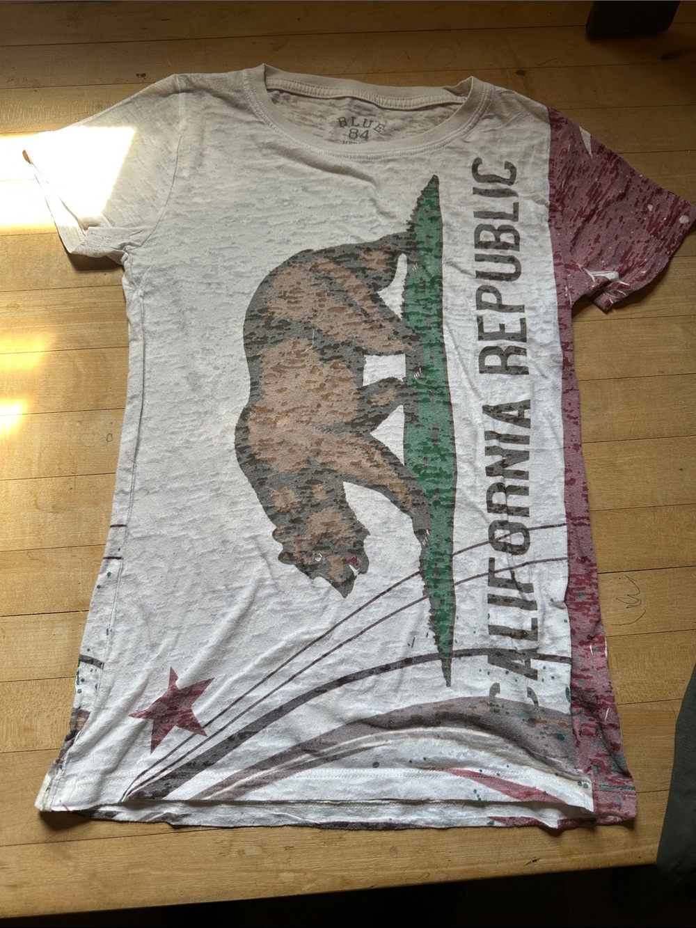 Blue 84 Cream California Republic Graphic Tee with Green and Brown Bear